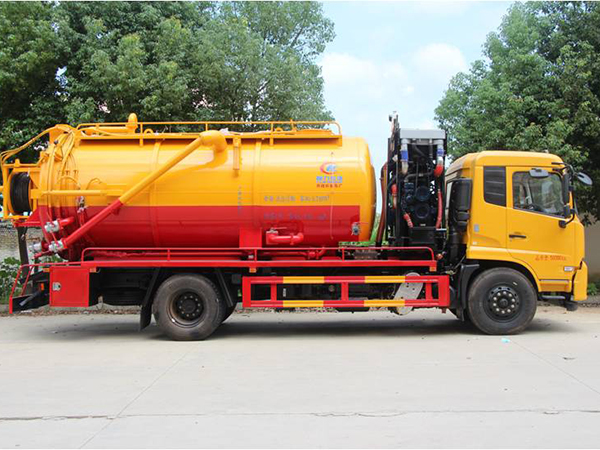 國六東風(fēng)天錦清洗吸污車（帶副發(fā)）