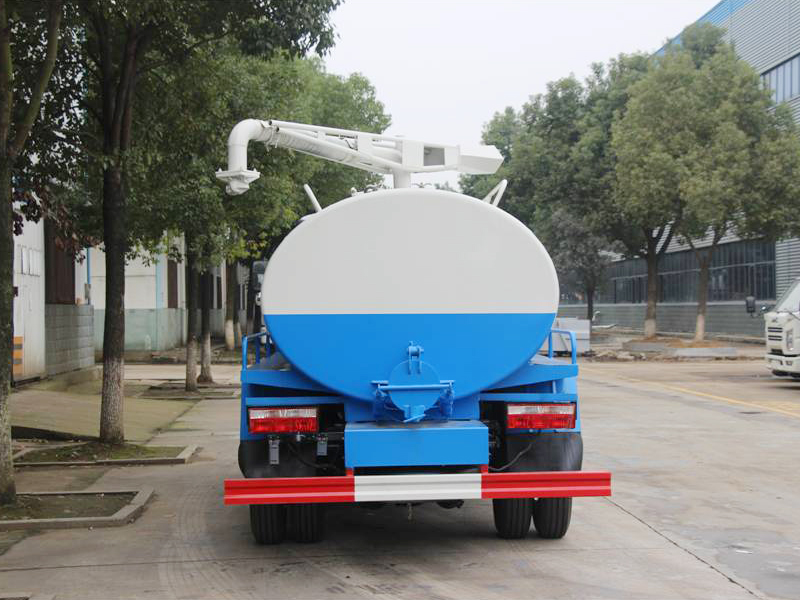國六東風(fēng)多利卡5方吸糞車（玉柴140馬力）