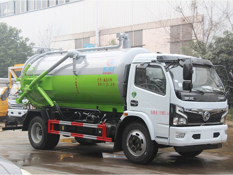 國(guó)六東風(fēng)大福瑞卡云內(nèi)150馬力吸污車