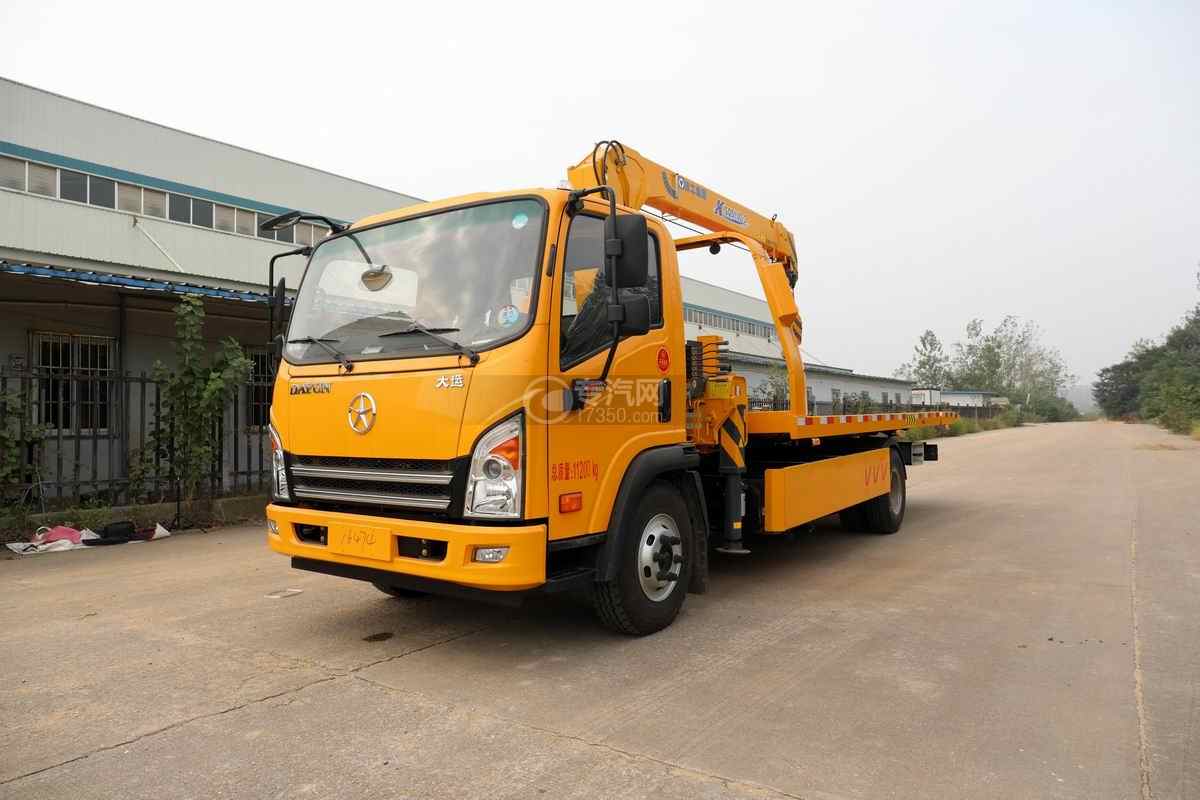帶吊平板清障車價格貴嗎？