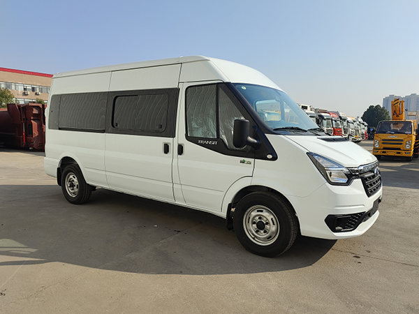 福特新時代手動擋殯葬服務(wù)車