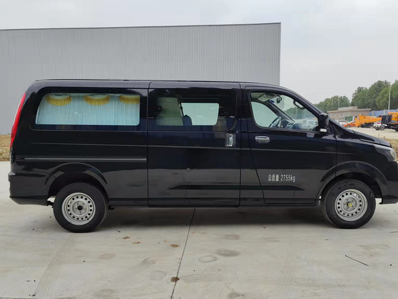 福田G5（汽油）殯儀車---黑色