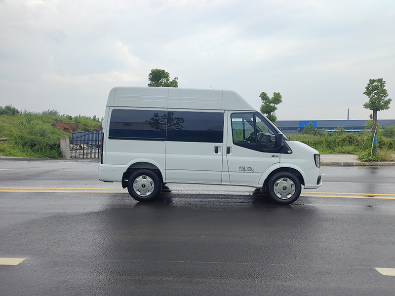 江鈴福順殯葬服務(wù)車