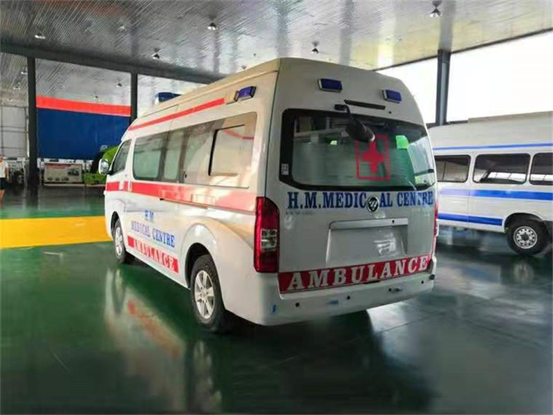 福田G9救護(hù)車（轉(zhuǎn)運(yùn)型、監(jiān)護(hù)型）汽油版